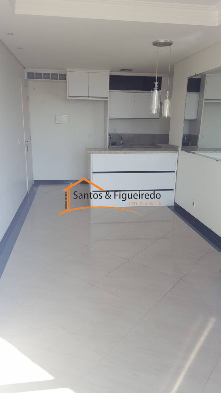 Apartamento para alugar com 3 quartos, 69m² - Foto 2