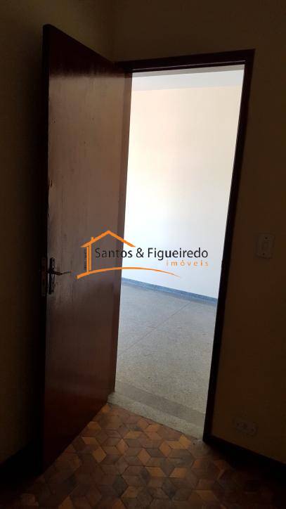 Apartamento para alugar com 2 quartos, 55m² - Foto 15