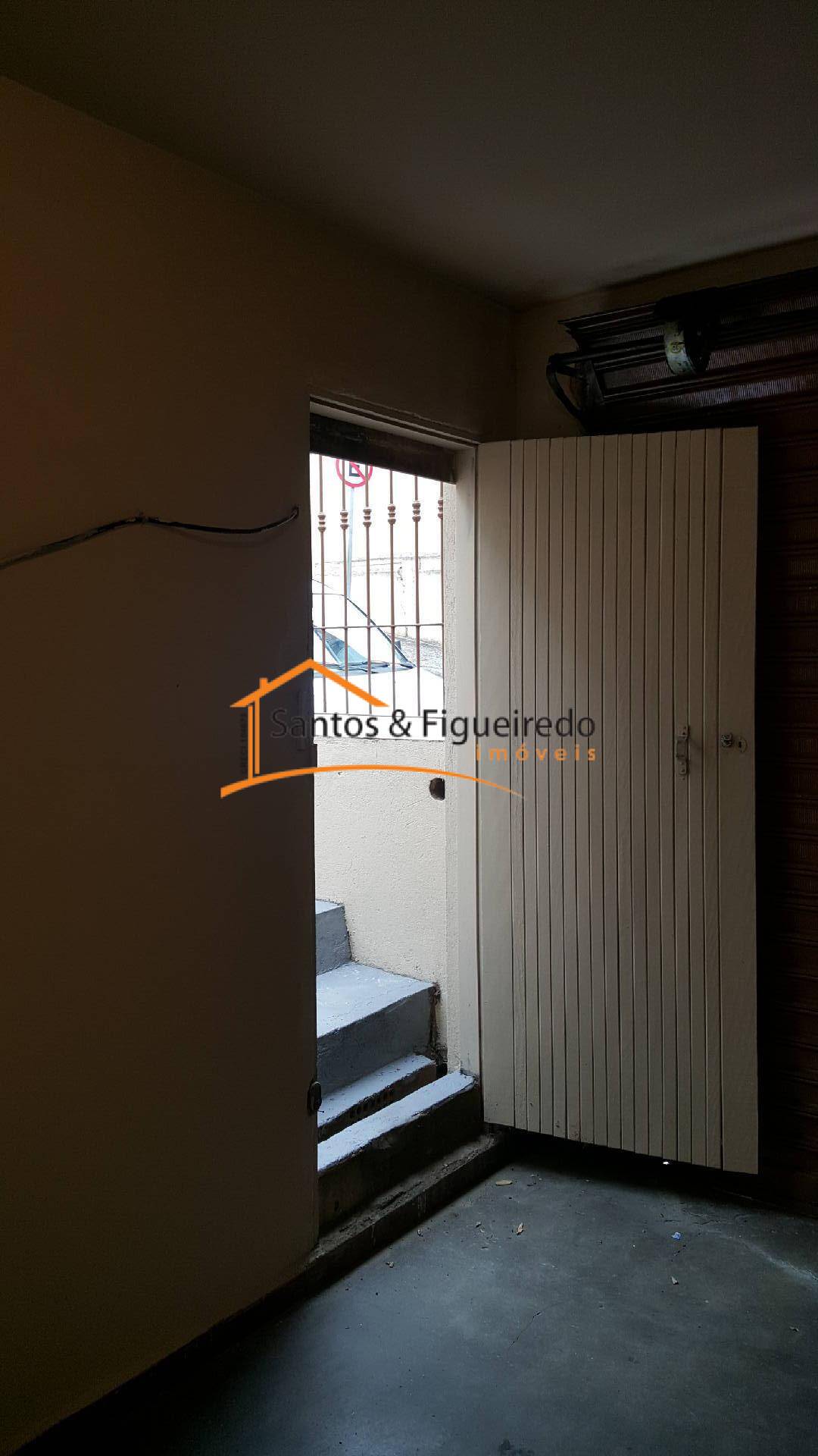 Casa à venda com 2 quartos, 200m² - Foto 8