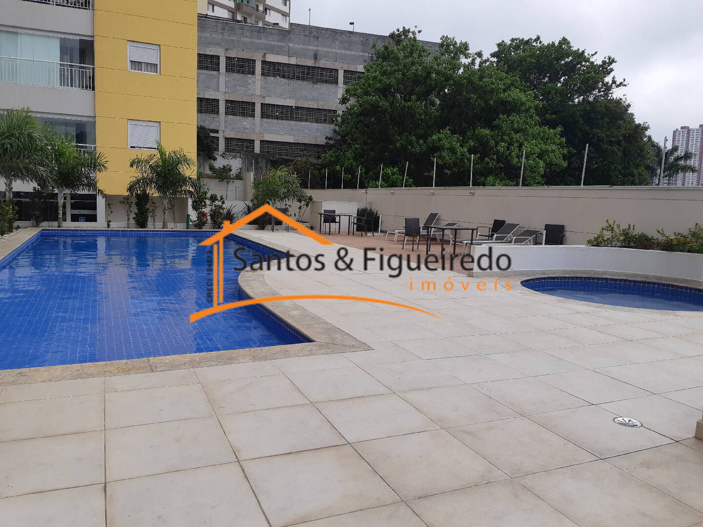 Apartamento à venda com 2 quartos, 53m² - Foto 1