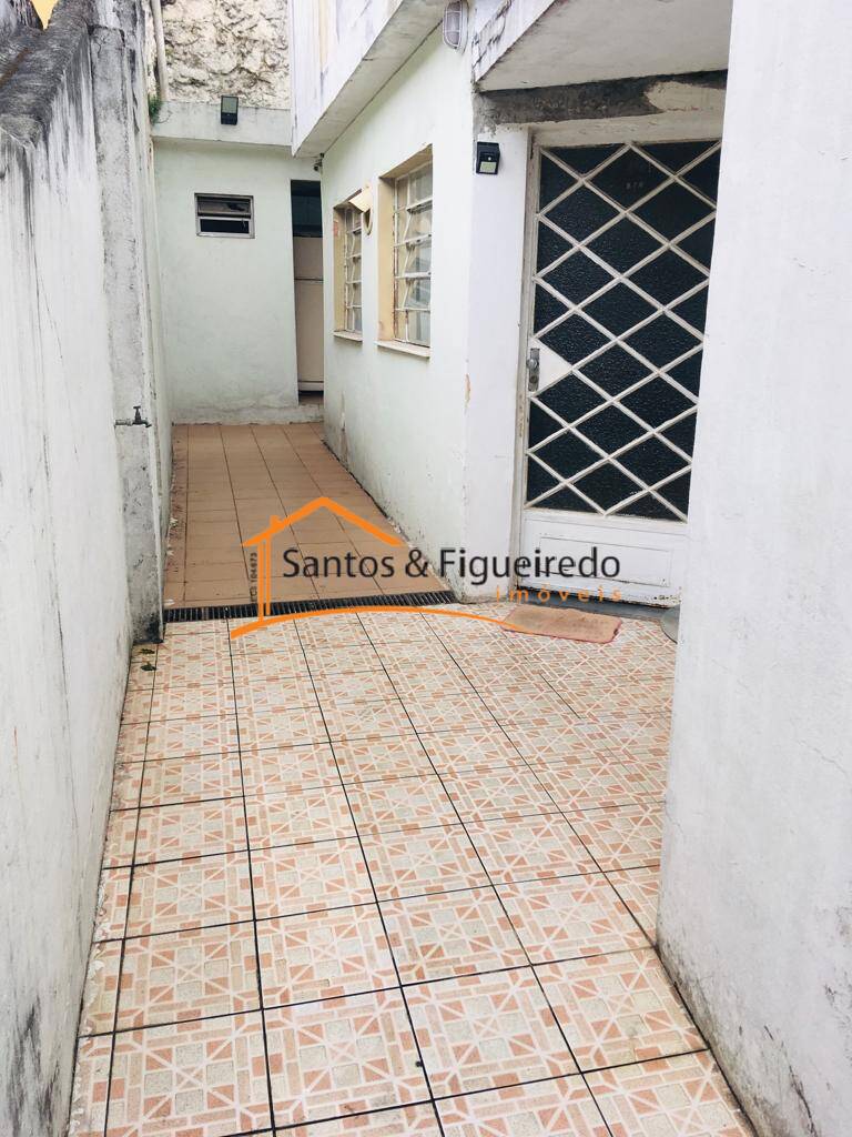 Casa à venda com 3 quartos, 209m² - Foto 19