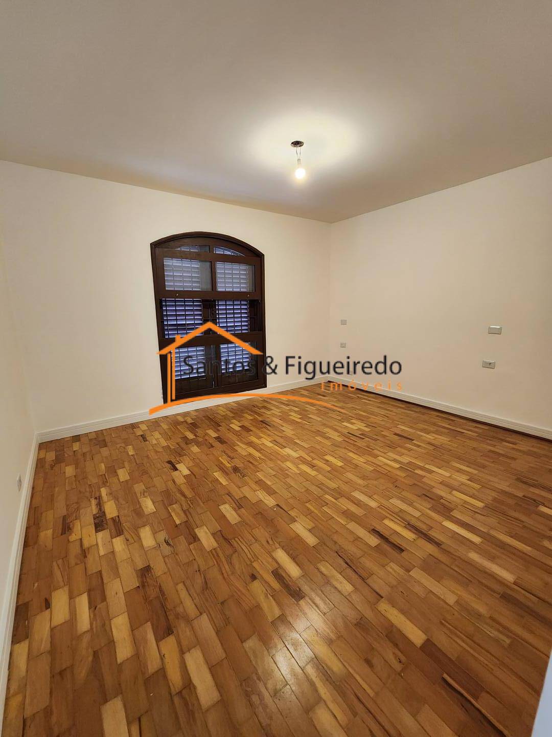 Sobrado à venda com 3 quartos, 220m² - Foto 57