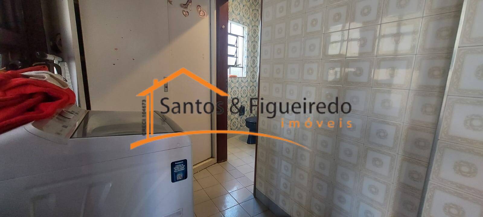 Casa à venda com 4 quartos, 271m² - Foto 6