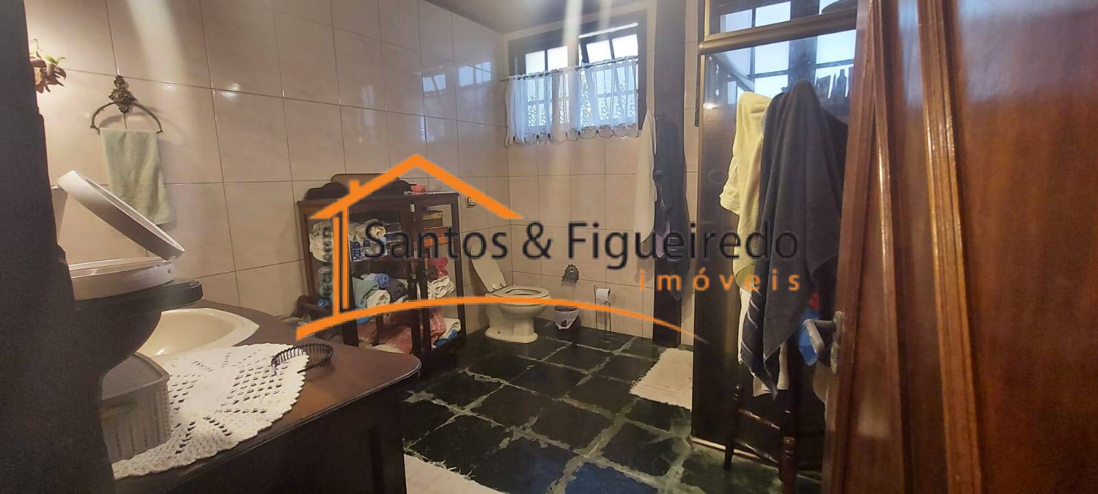 Casa à venda com 4 quartos, 271m² - Foto 25