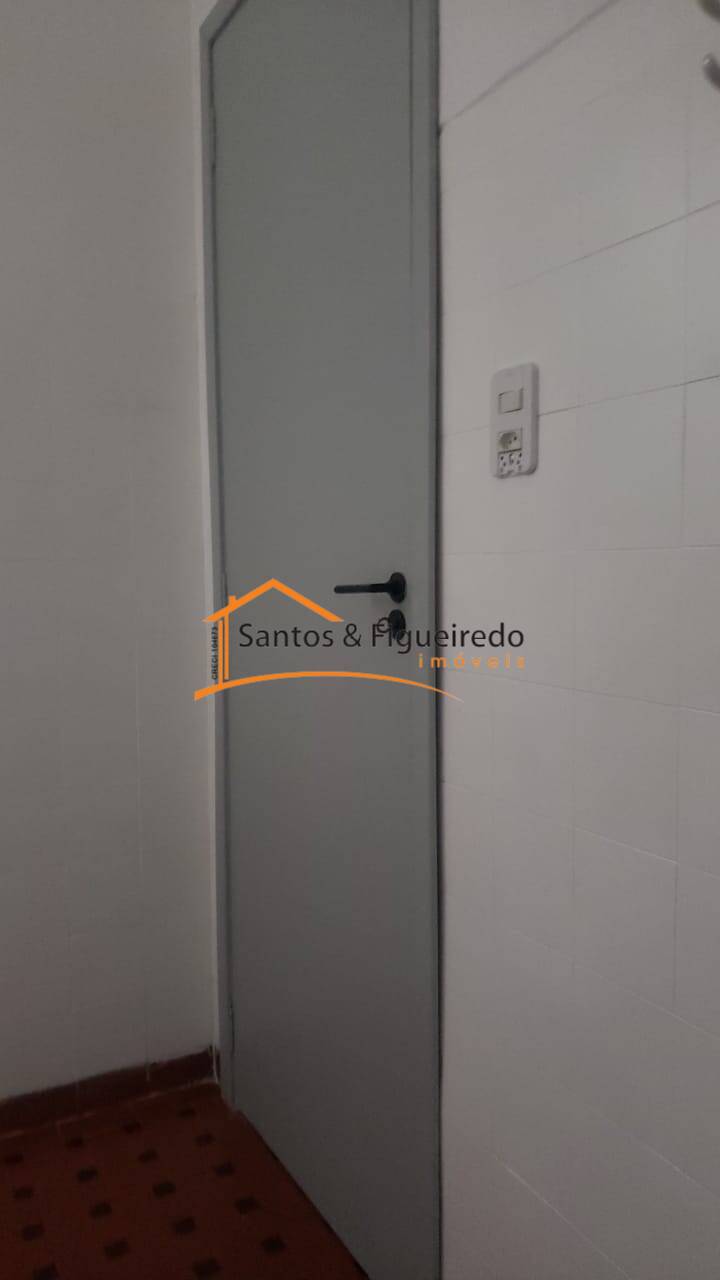 Casa para alugar com 2 quartos, 75m² - Foto 19