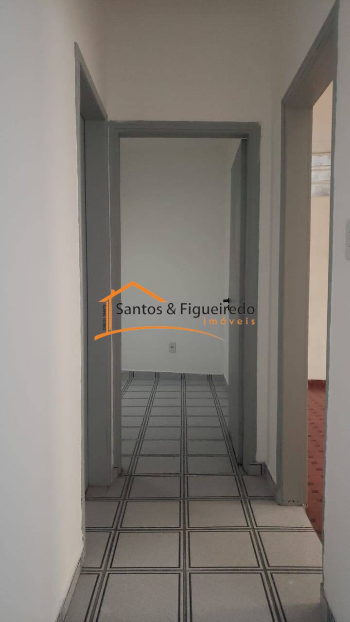 Casa para alugar com 2 quartos, 75m² - Foto 20