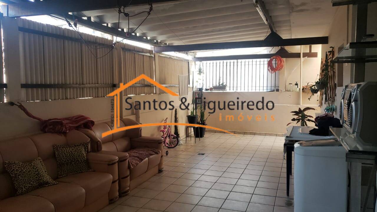 Casa à venda com 4 quartos, 397m² - Foto 18