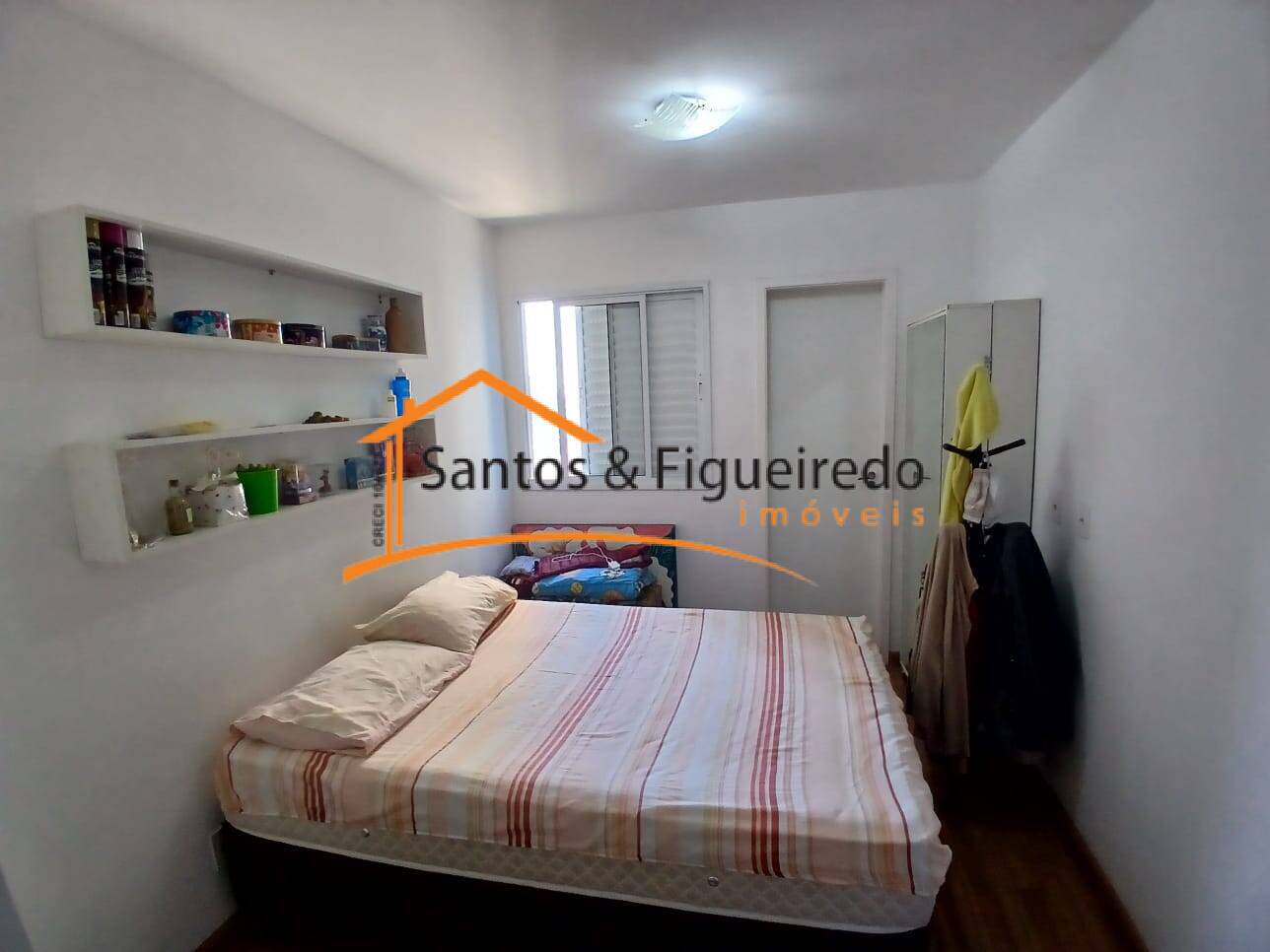 Apartamento à venda com 2 quartos, 66m² - Foto 4