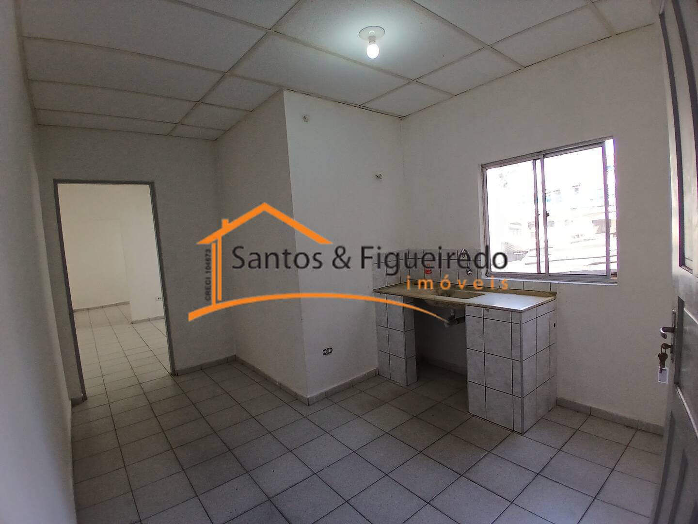 Casa para alugar com 1 quarto, 30m² - Foto 3