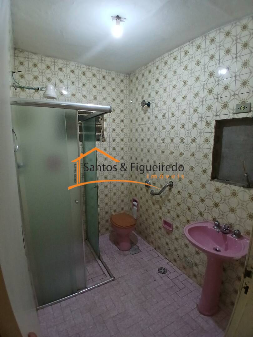 Casa à venda com 2 quartos, 125m² - Foto 11