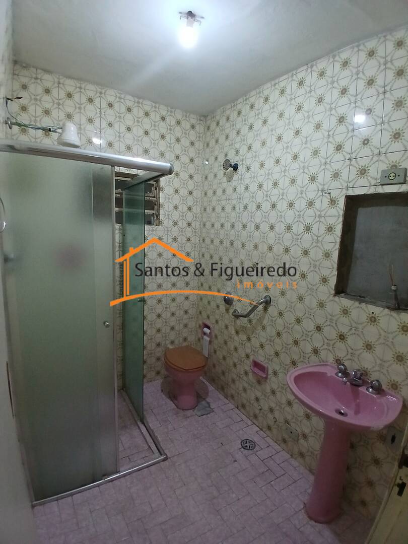 Casa à venda com 2 quartos, 125m² - Foto 12