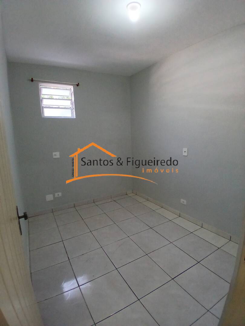 Casa para alugar com 1 quarto, 30m² - Foto 6