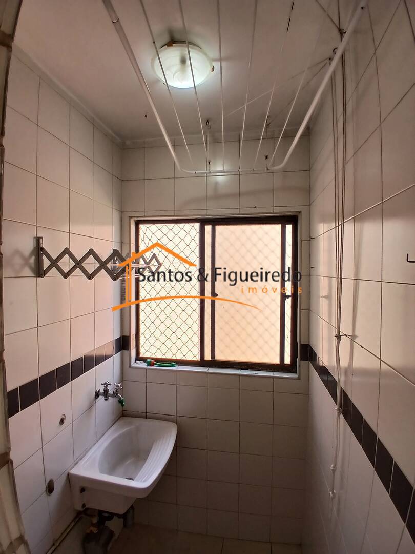 Apartamento à venda com 2 quartos, 55m² - Foto 3