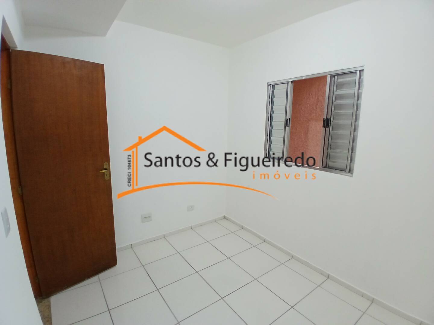 Casa para alugar com 2 quartos, 60m² - Foto 5