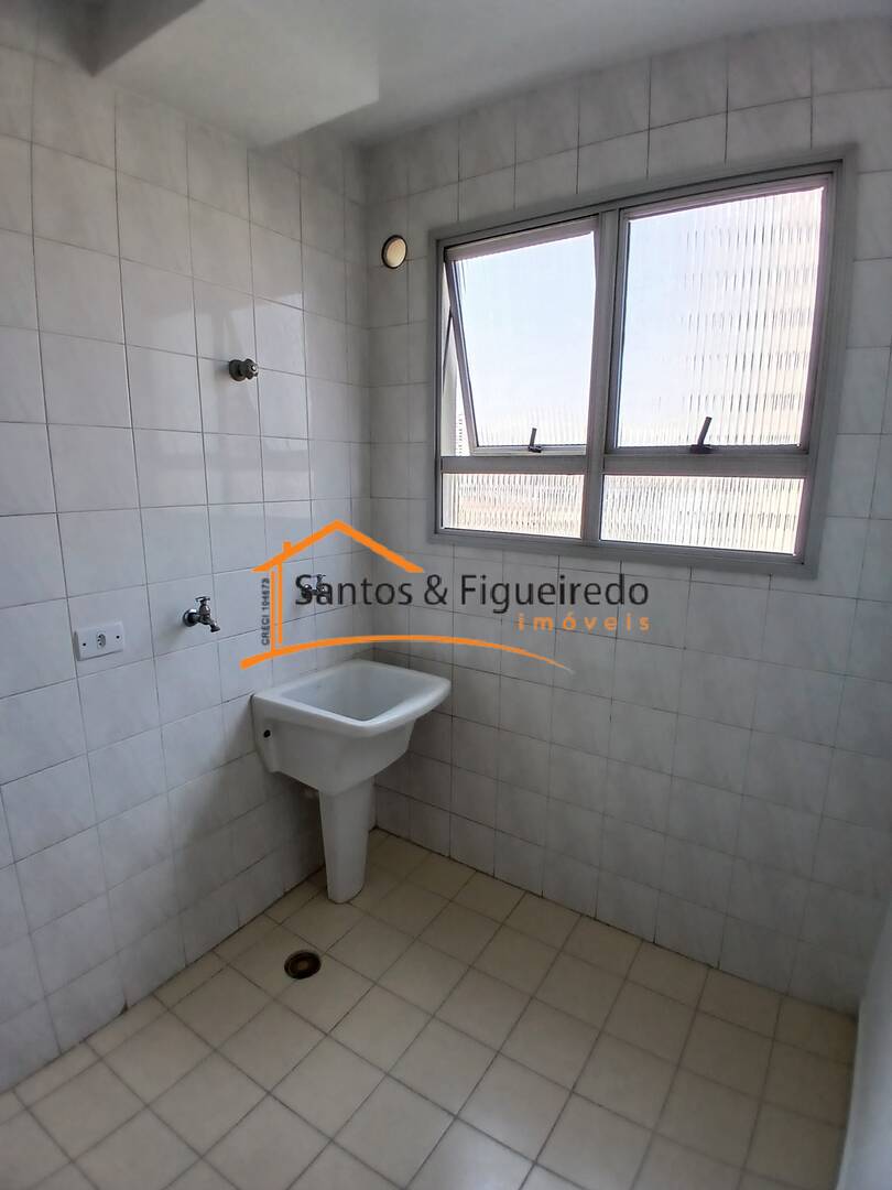 Apartamento para alugar com 2 quartos, 64m² - Foto 7