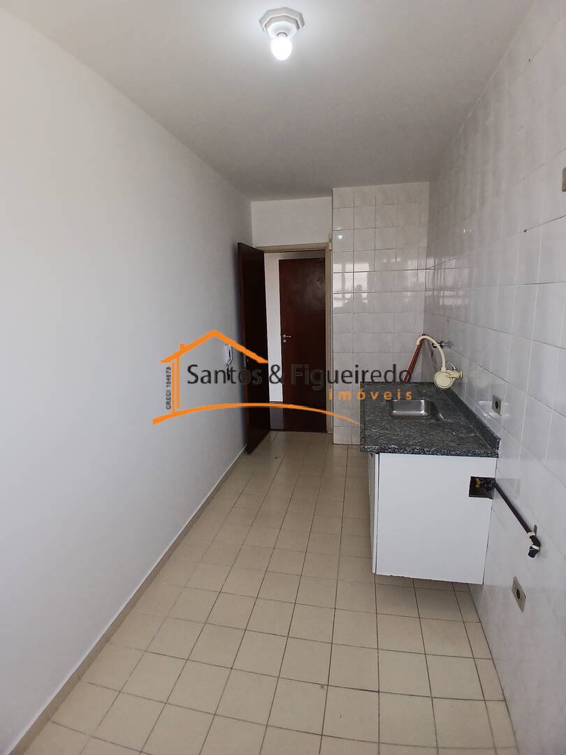 Apartamento para alugar com 2 quartos, 64m² - Foto 6