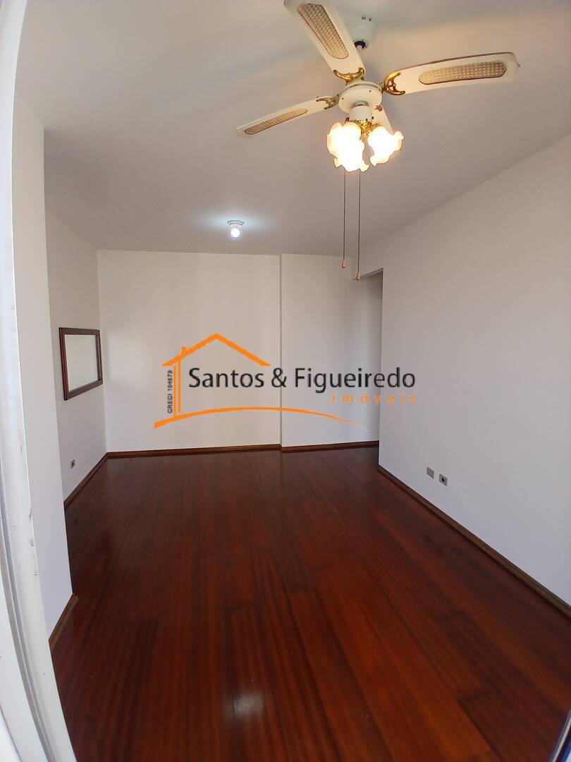 Apartamento para alugar com 2 quartos, 64m² - Foto 3