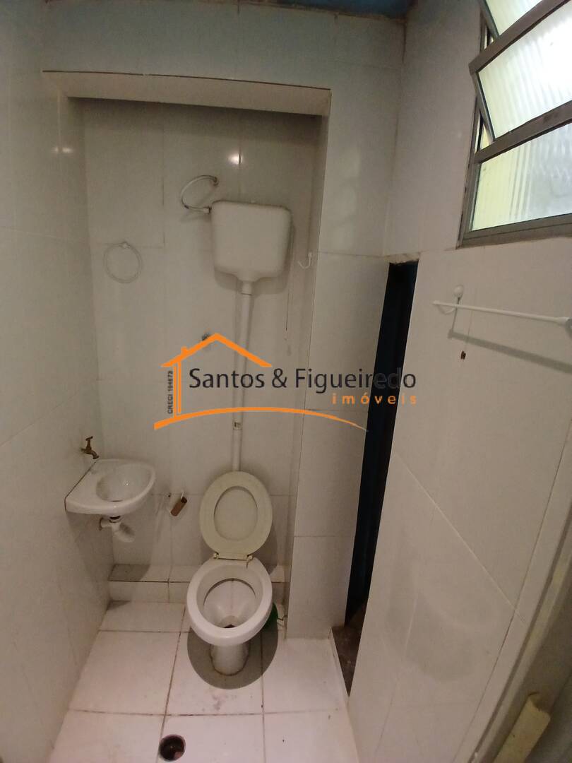 Casa para alugar com 1 quarto, 25m² - Foto 2