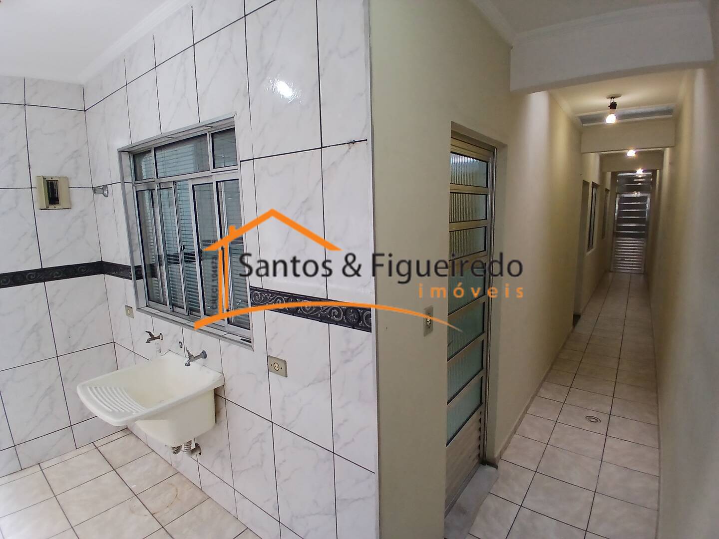 Casa para alugar com 1 quarto, 35m² - Foto 12