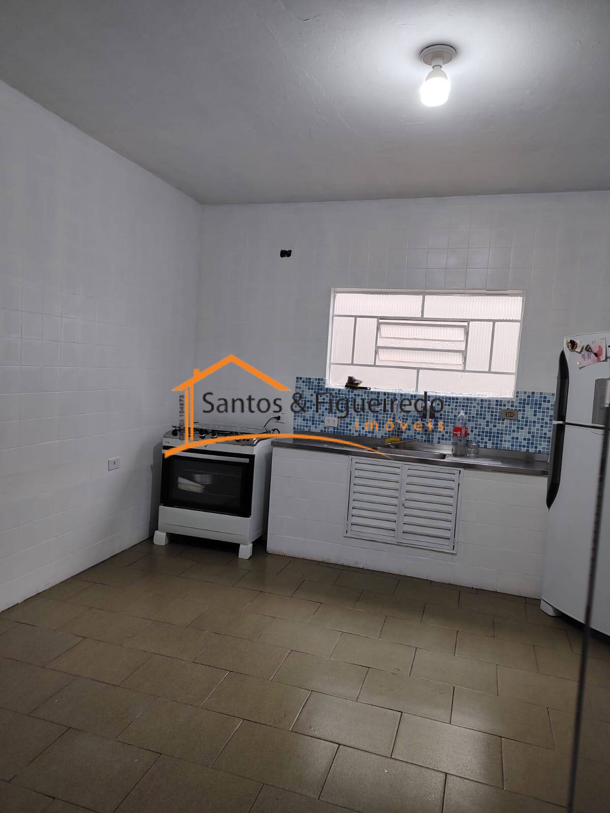 Casa à venda com 3 quartos, 250m² - Foto 3