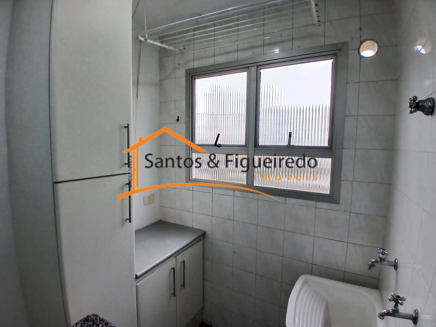 Apartamento para alugar com 2 quartos, 64m² - Foto 6