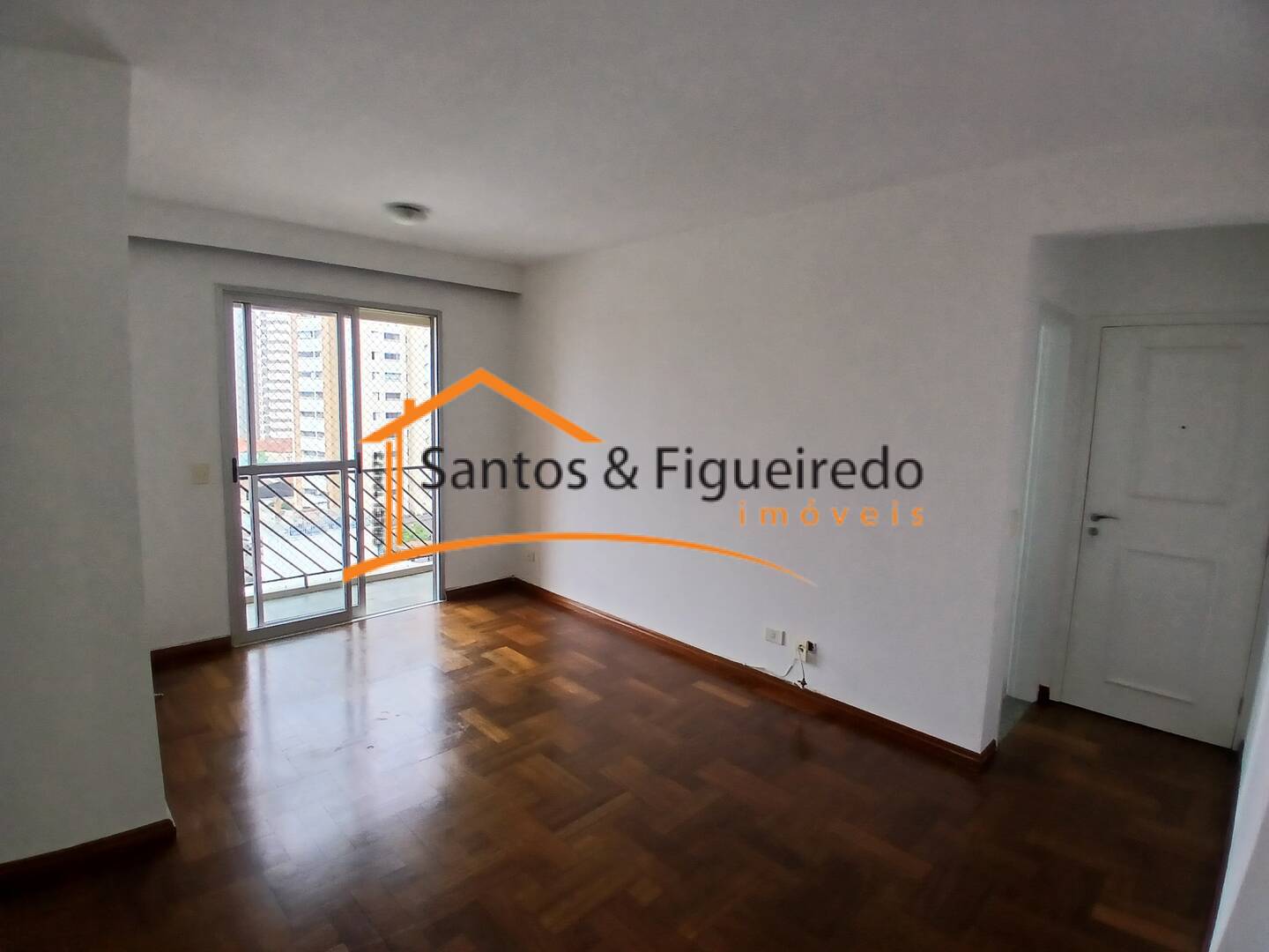 Apartamento para alugar com 2 quartos, 64m² - Foto 1