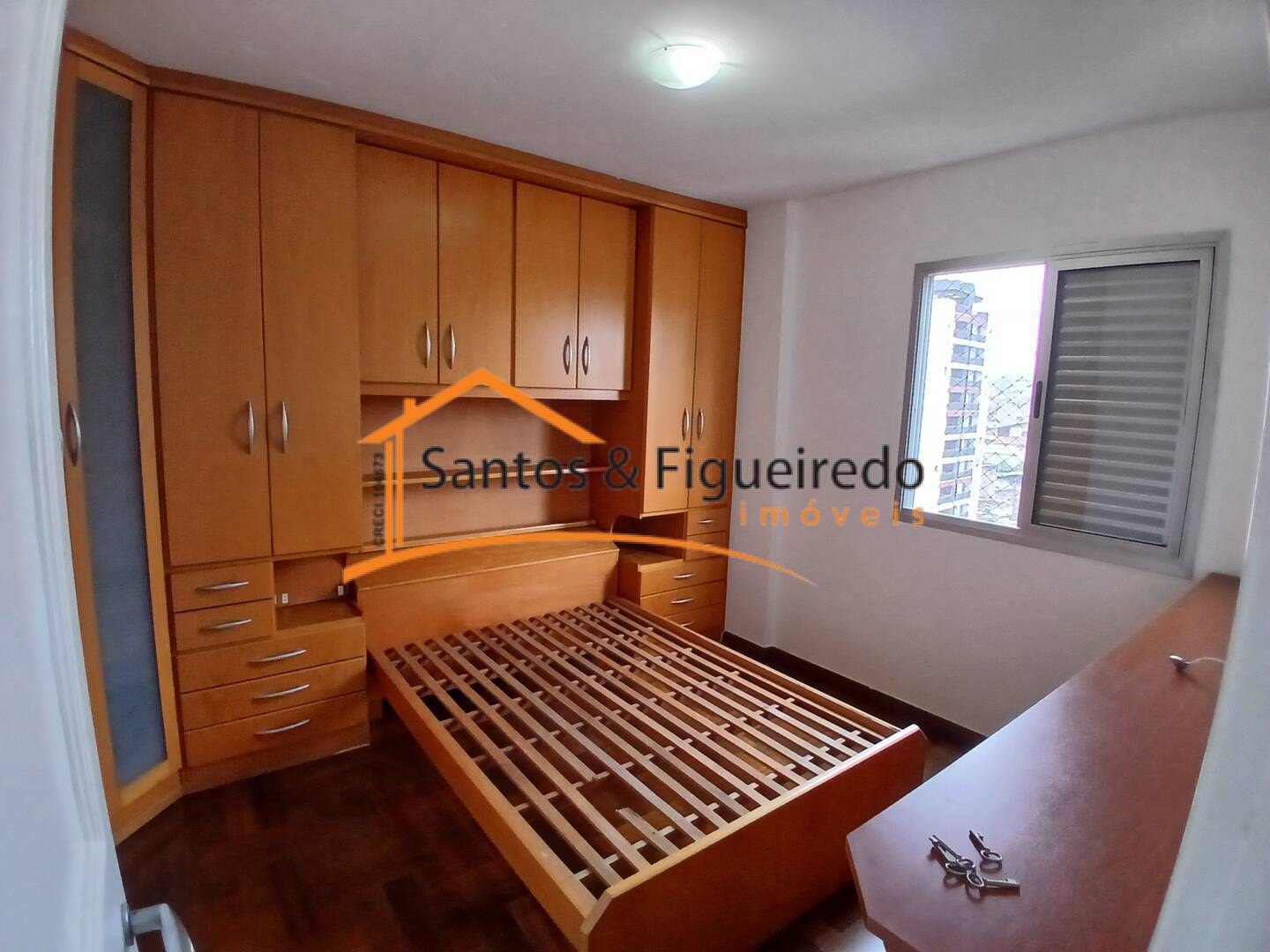 Apartamento para alugar com 2 quartos, 64m² - Foto 11