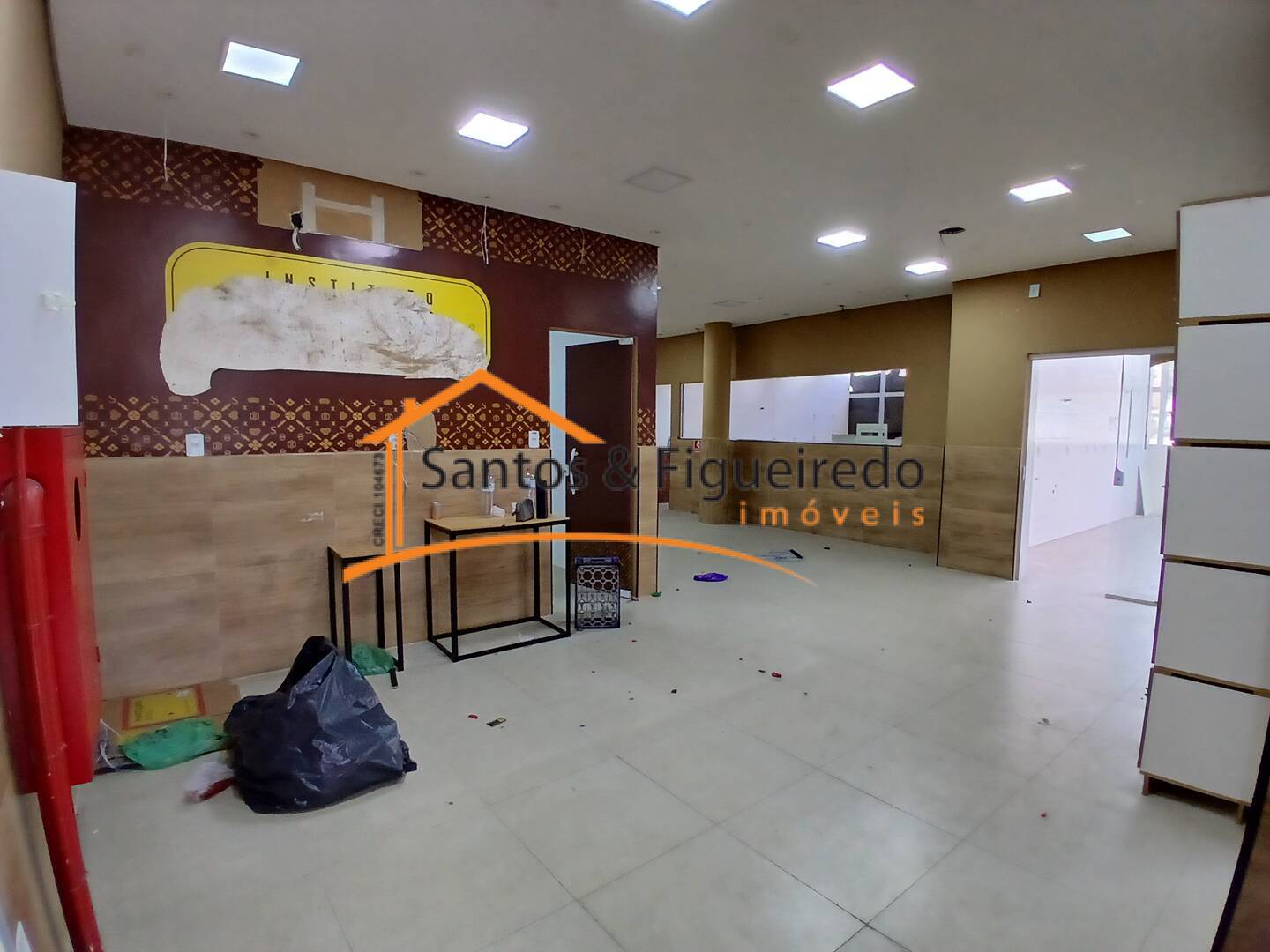 Conjunto Comercial-Sala para alugar, 282m² - Foto 1