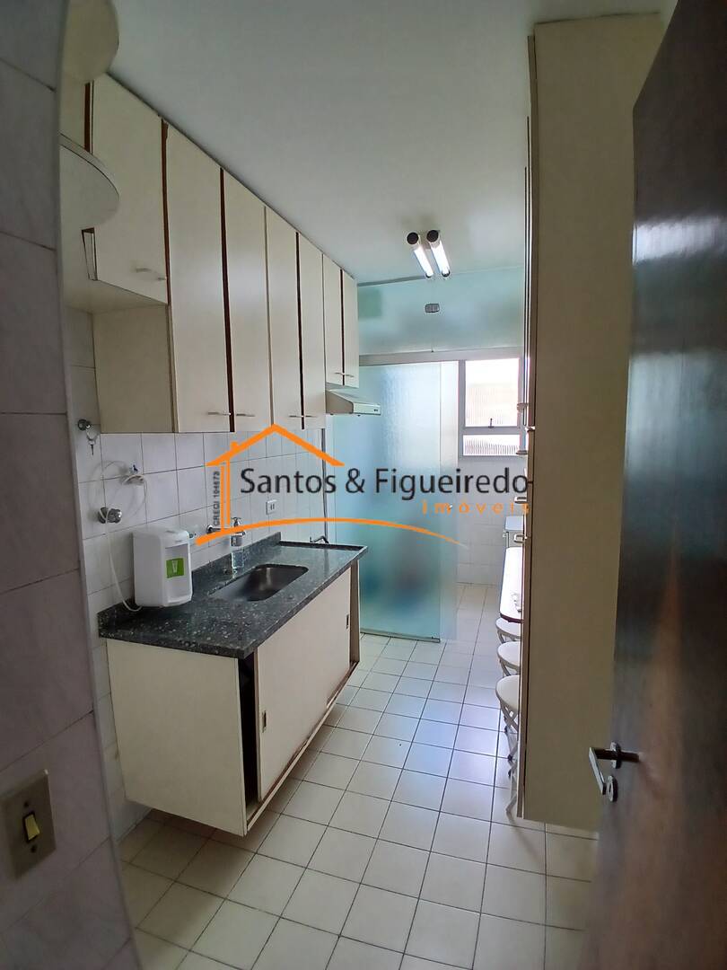 Apartamento para alugar com 2 quartos, 63m² - Foto 3