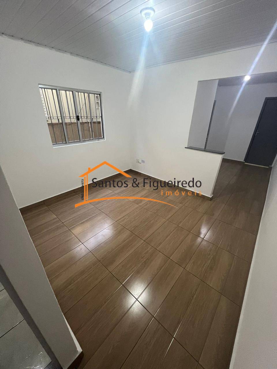 Casa para alugar com 2 quartos, 45m² - Foto 8