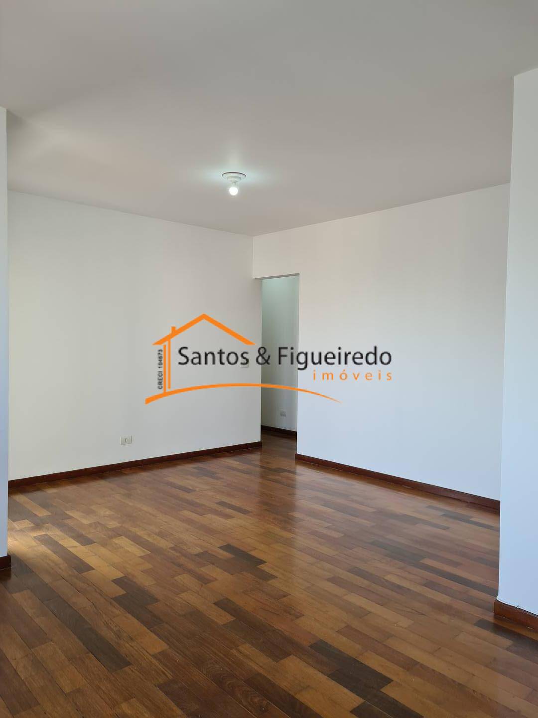 Apartamento à venda com 3 quartos, 120m² - Foto 1