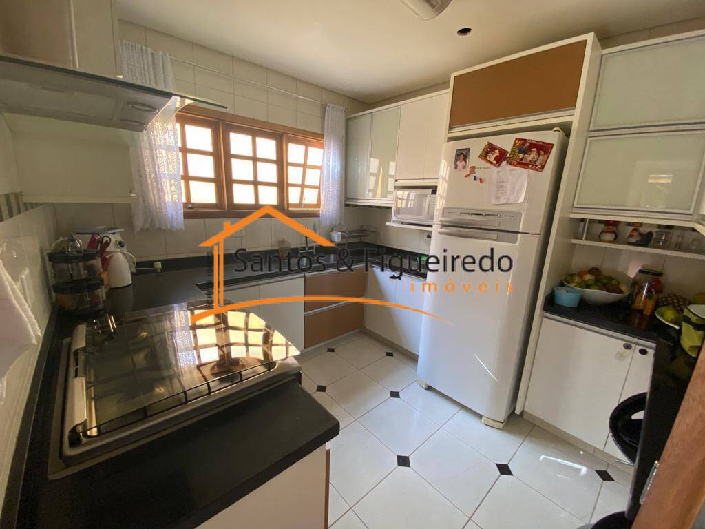 Sobrado à venda com 3 quartos, 200m² - Foto 19