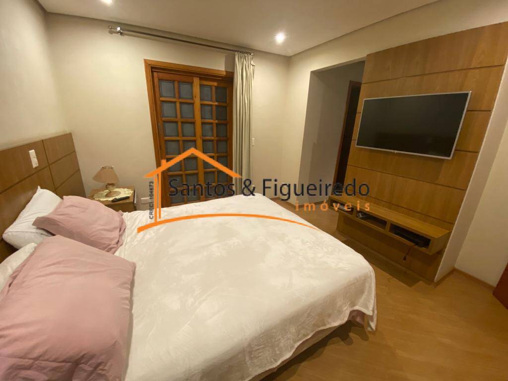 Sobrado à venda com 3 quartos, 200m² - Foto 14